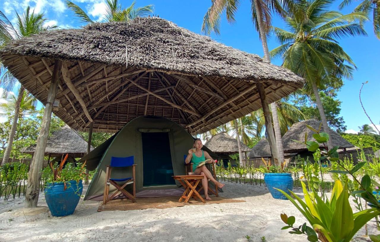 ホテル Butiama Marine Camp Utende エクステリア 写真