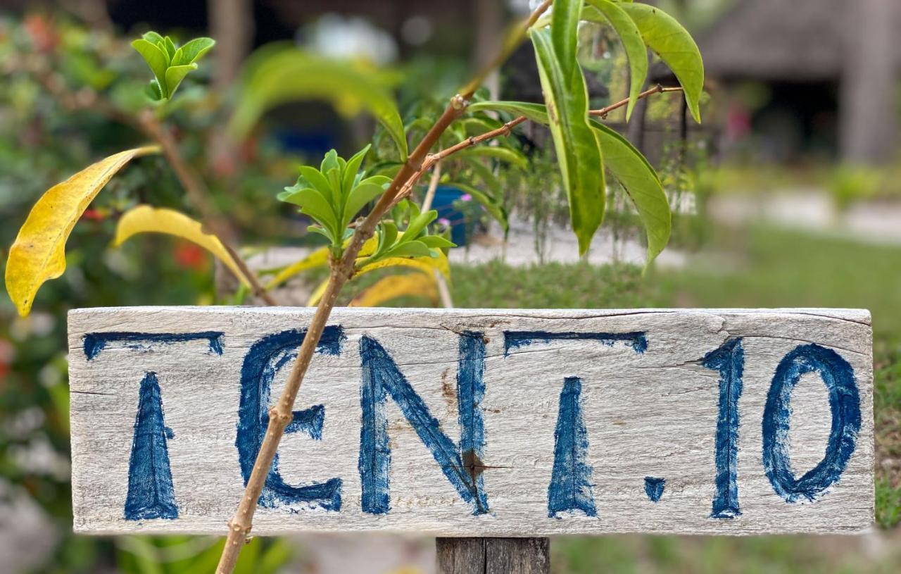 ホテル Butiama Marine Camp Utende エクステリア 写真