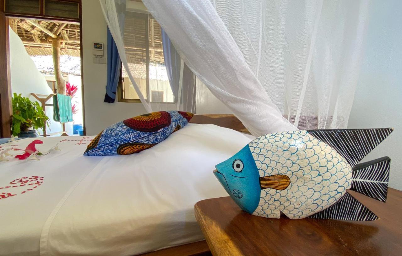 ホテル Butiama Marine Camp Utende エクステリア 写真