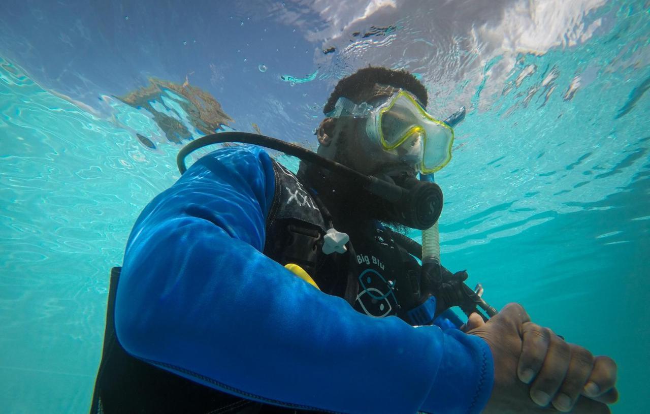 ホテル Butiama Marine Camp Utende エクステリア 写真